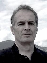 Philippe Comar, plasticien, scénographe, commissaire d'expositions et écrivain français (Photo : Christelle Téa)